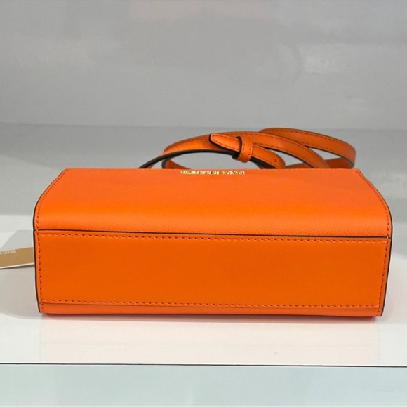 NWT MK Saffiano Leather Crossbody Bag - Picture 6 of 7